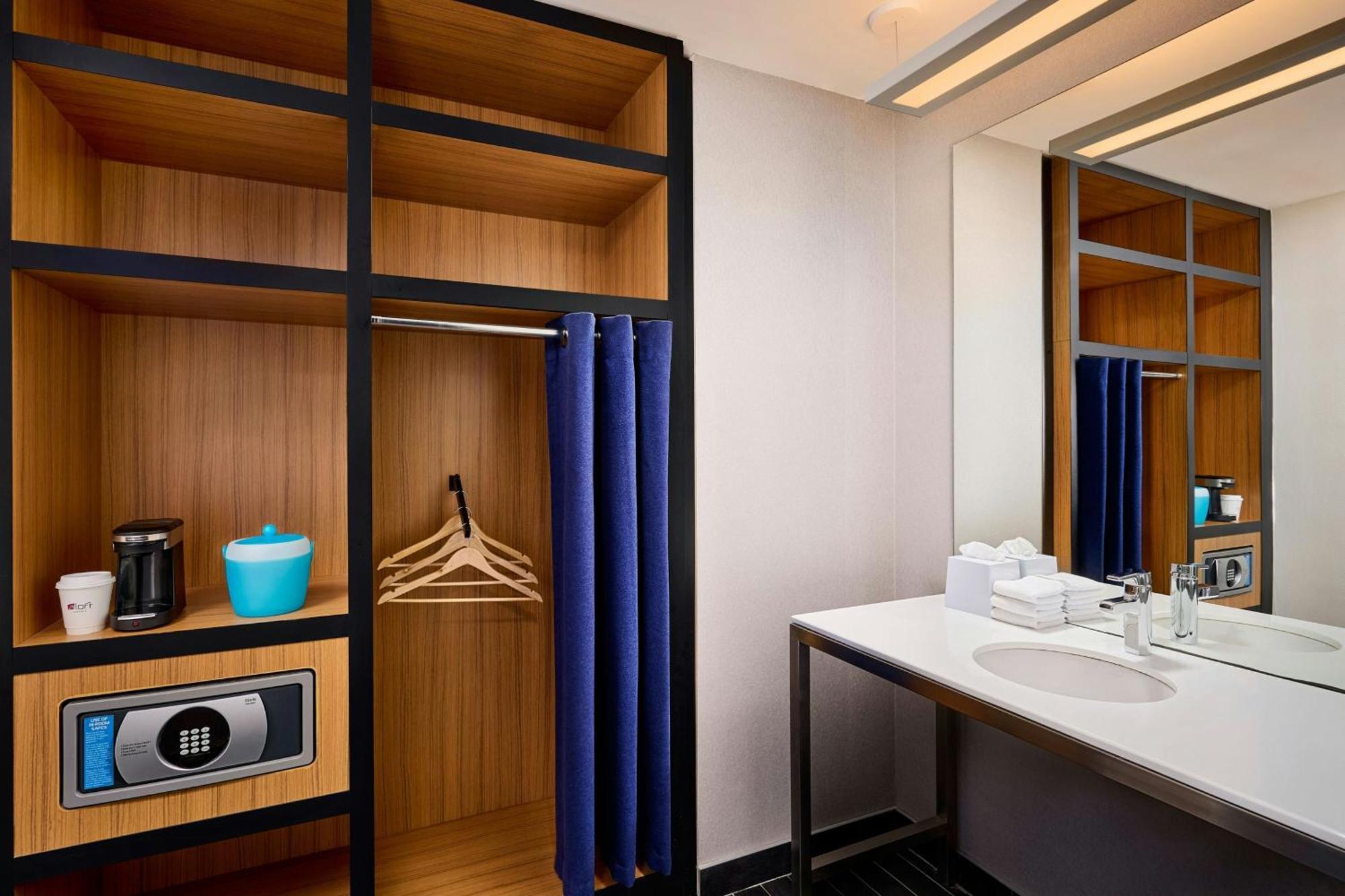 Aloft Vaughan Mills Εξωτερικό φωτογραφία